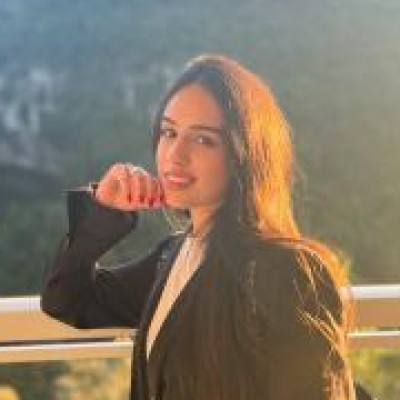 Natasha Freitas Lobo