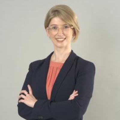 Roberta Mach Queiroz