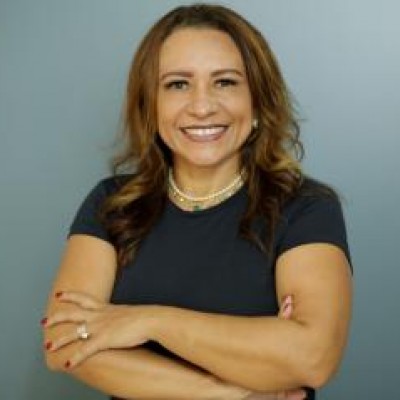 Claudemara Albano Guimarães