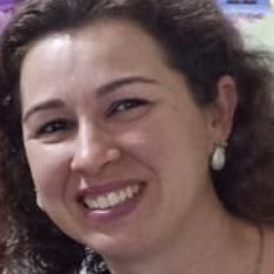 Cintia Ravagnani Lopes