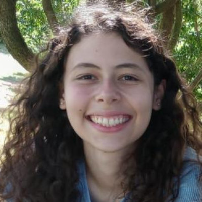 Livia Farias Cassimiro