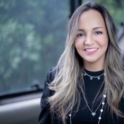 Beatriz Viana Lopes Saltarelli