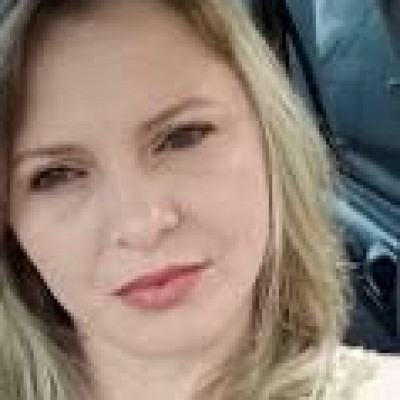 Adriana  dos Santos Pizzo Diniz