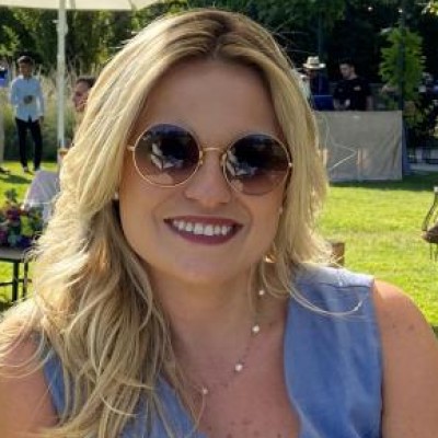 GISELE ANDREAZZA LAPORTE