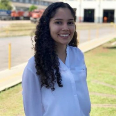 Camilla Brito Almeida Durães