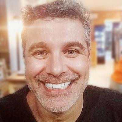 Carlos Henrique Pires de Souza