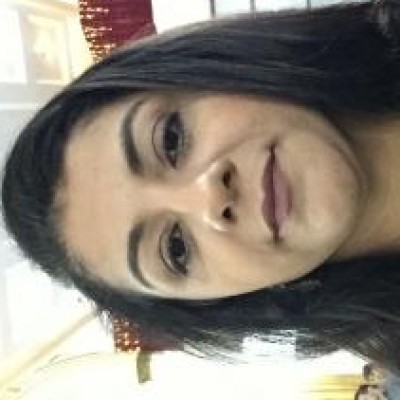 Cláudia Elizabeth Coura Araújo