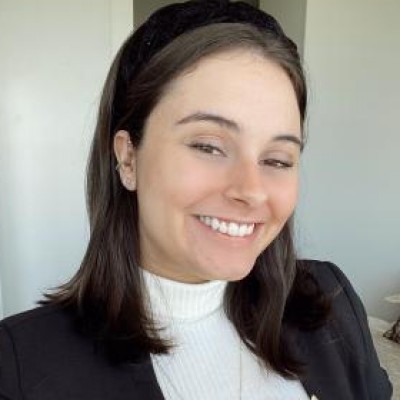 Crystal Alves Esteves Macedo Soares