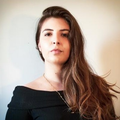 Jéssica de Favare Andriatti Cabrera