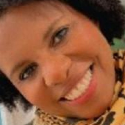 Jocélia Santos Mendonça
