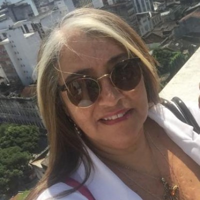 Tania Leal