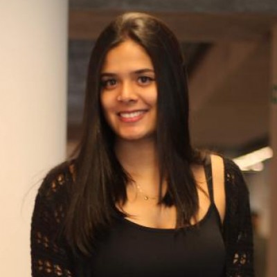 MAYARA LINS CRUZ