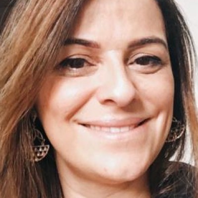 Ana Claudia Araujo de Lima