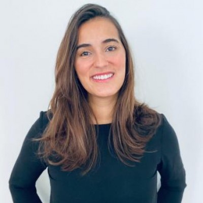 Louise Lemos Menezes Lacerda