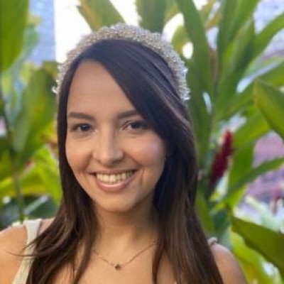 Flávia Silvestre Silveira