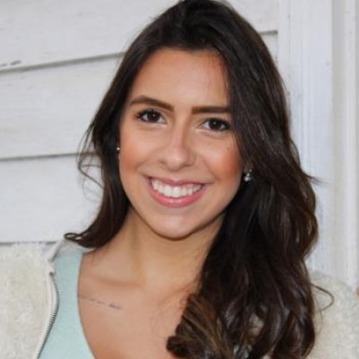 Julia Felipe Mello Soares